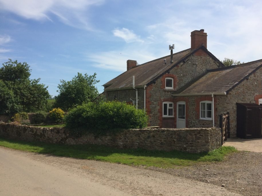 Taphouse Availability Sleeps 16 Max Cardsmill Farm Holidays
